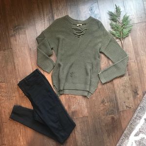 Choker neck sweater